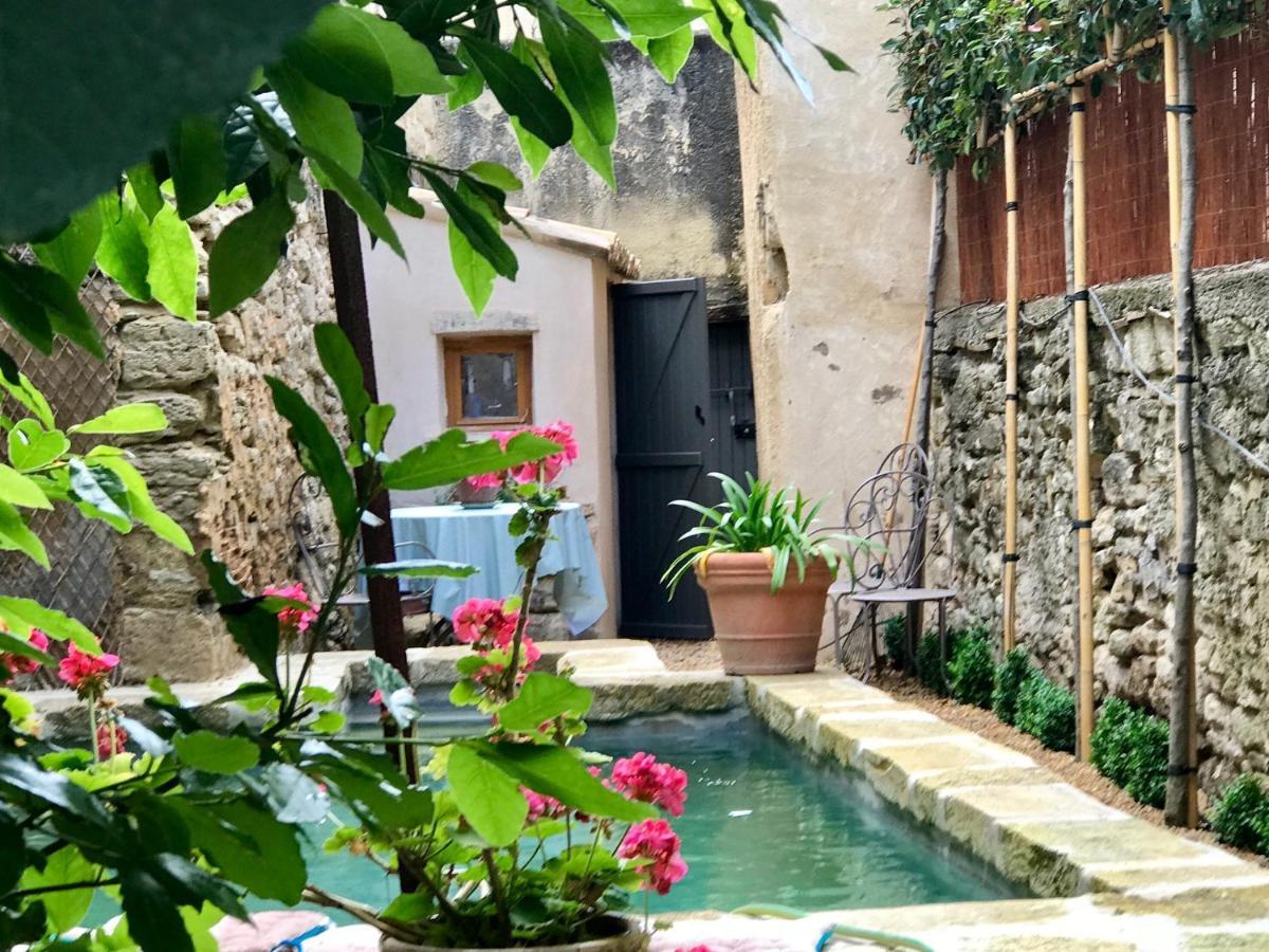 Chez Vous Apartment Uzes Luaran gambar
