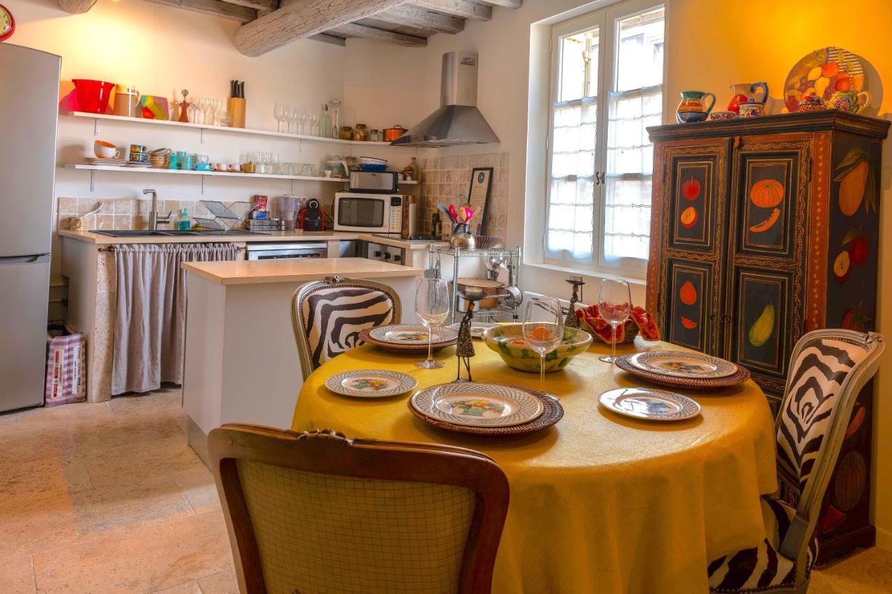 Chez Vous Apartment Uzes Luaran gambar