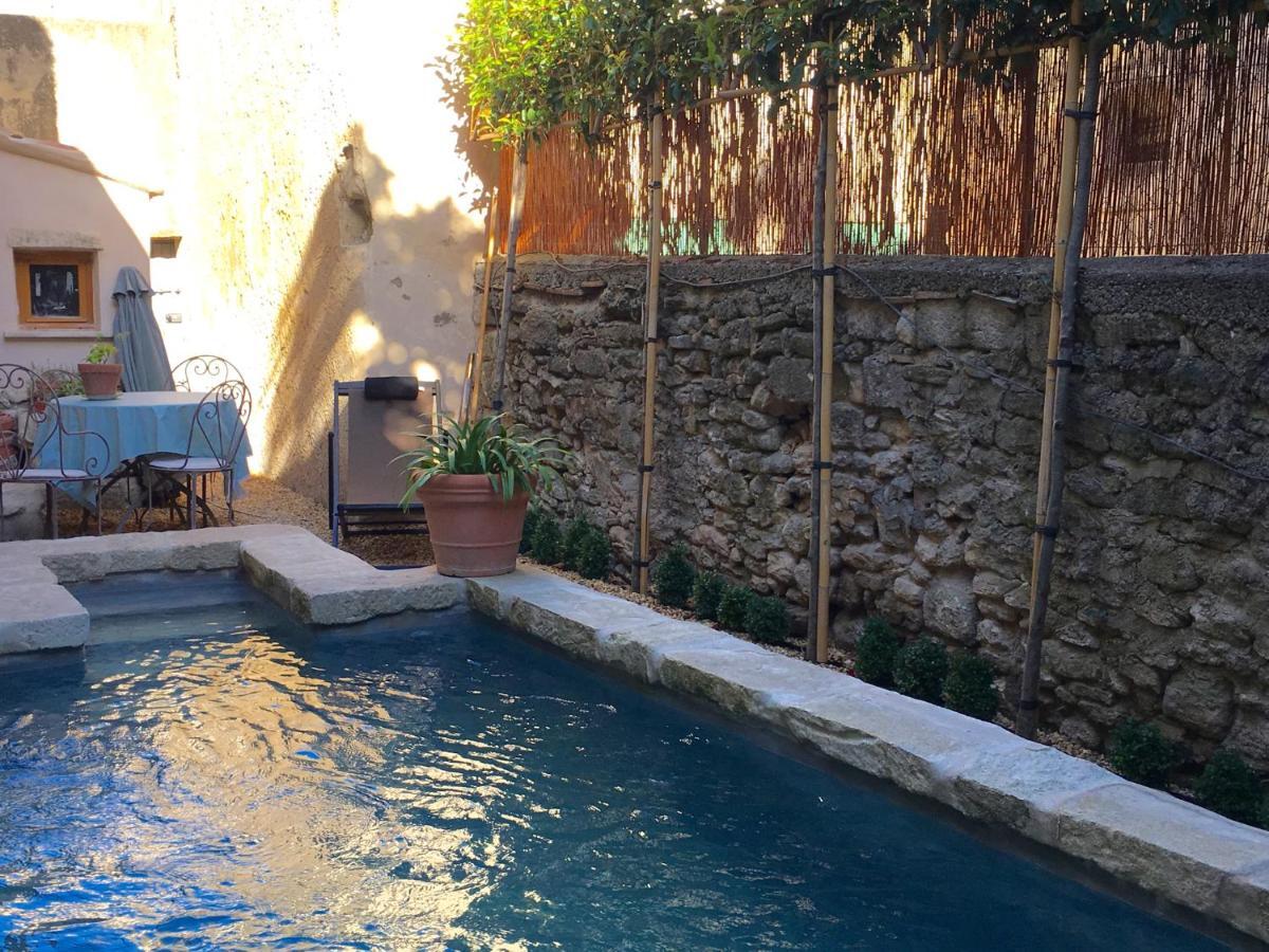Chez Vous Apartment Uzes Luaran gambar
